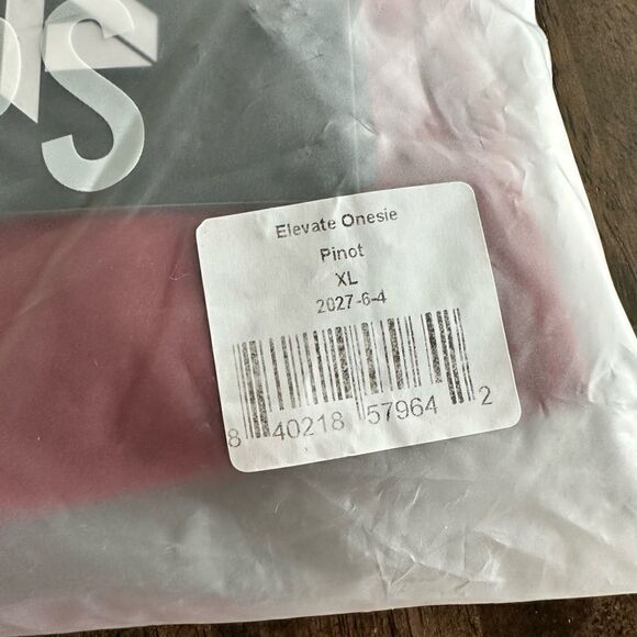 NWat FourLaps Women’s Elevate Deep Red Workout Jumpsuit One Piece Gym Wear - XL - Picture 4 of 14